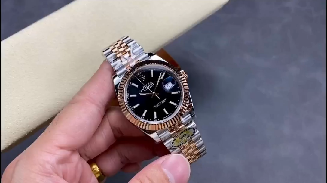 Replica Rolex Datejust 41 Everose Gold Black Dial Jubilee Bracelet 126331