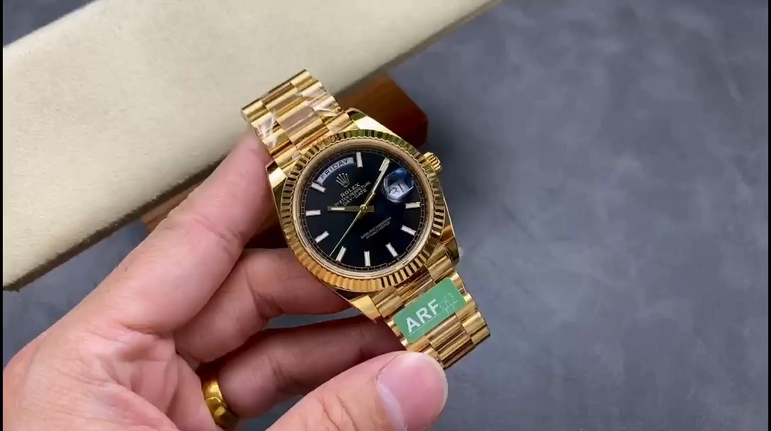 Replica Rolex Day Date 40mm Yellow Gold President Black Dial m228238 0067