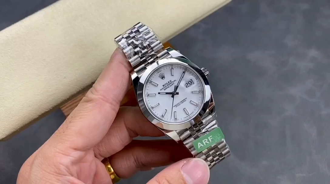 Replica Rolex Datejust 41mm Stainless Steel 126300 0006 White Index Jubilee