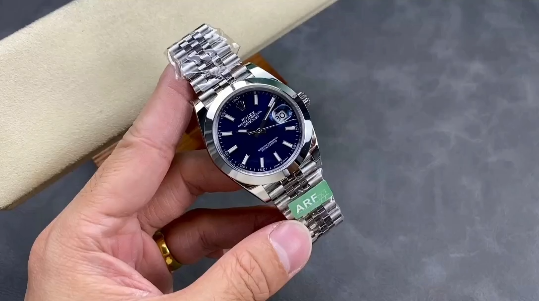 Replica Rolex Datejust 41 Stainless Steel Smooth 126300 0024 Blue Stick Dial