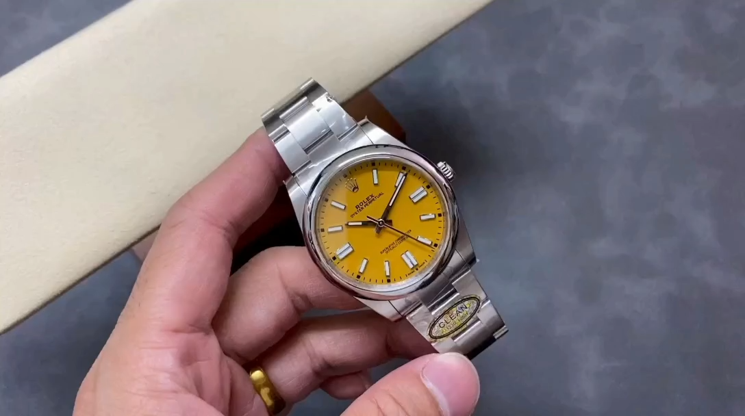 Replica Rolex Oyster Perpetual Yellow Dial Oystersteel 124300 0004