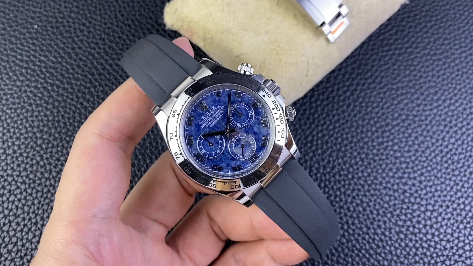 Rolex Daytona 116519 Sodalite Arabic Dial Blue Alligator Rubber 40mm Mens Replica Watch