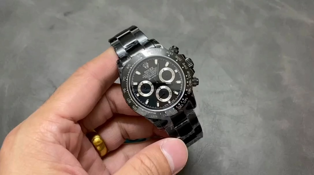 Replica Rolex Cosmograph Daytona 116500LN Carbon Black Coated Limited Edition Watch