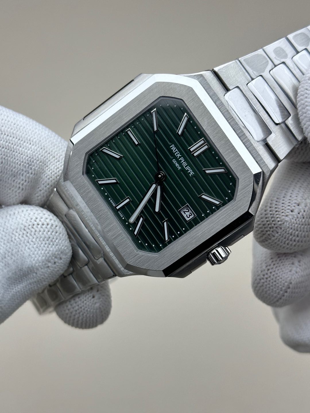 Patek Philippe Cubitus Date Sweep Seconds 5821 1A 001 Men's Watch