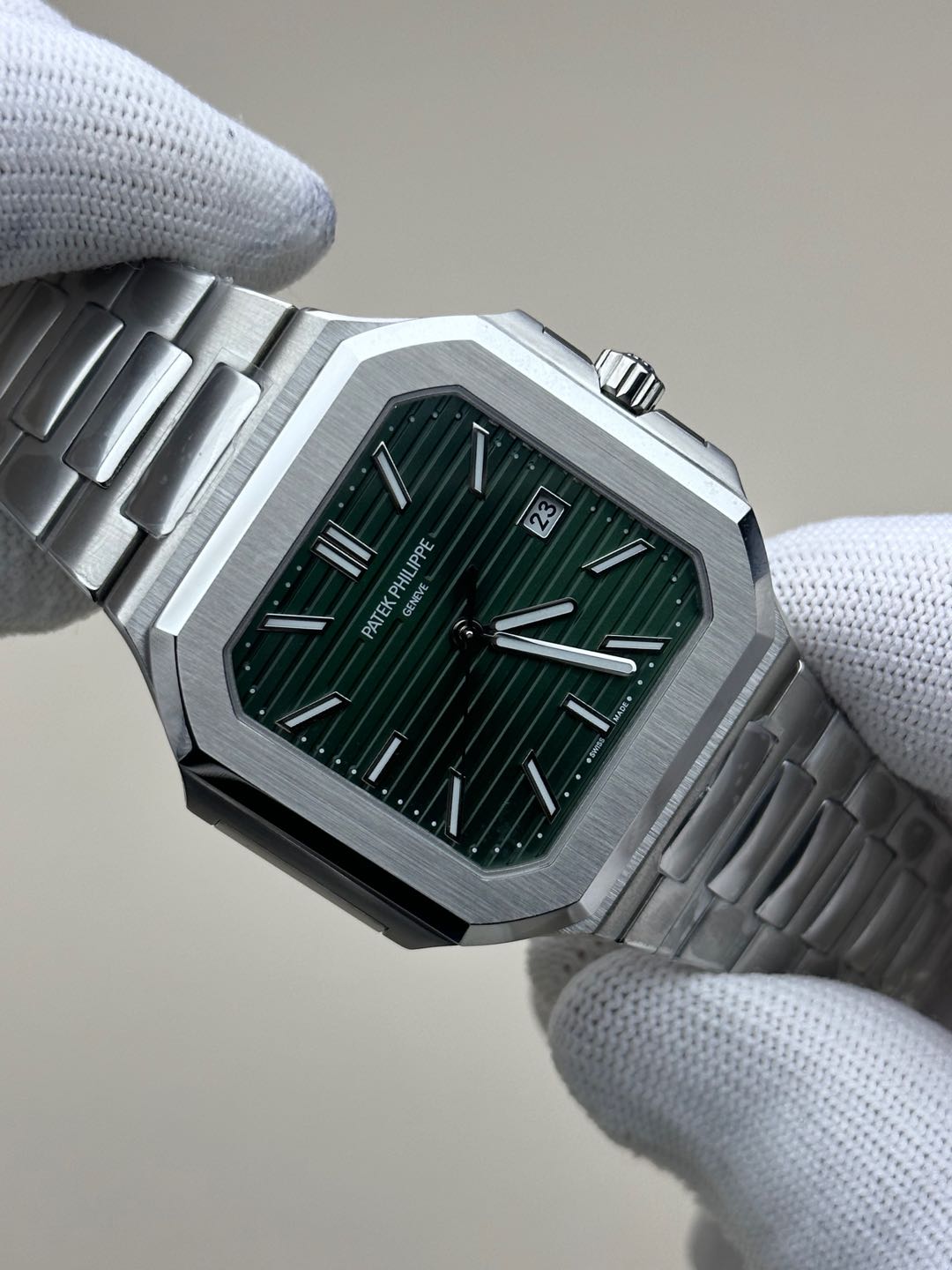 Patek Philippe Cubitus Date Sweep Seconds 5821 1A 001 Men's Watch